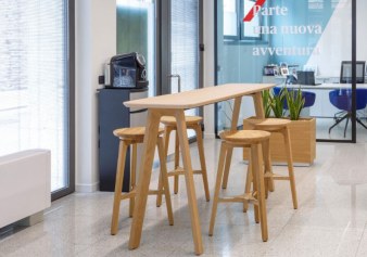 Ensemble Table E-quo et 4 Tabourets Tod