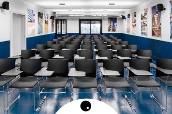 Lot de 3 Chaises WENDY avec Placet d'Assise et Tablette écritoire à Droite