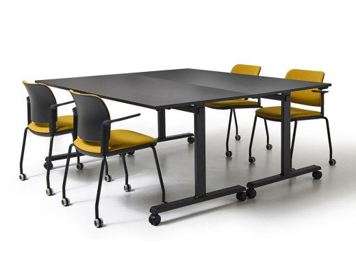 Ensemble de 2 Tables Rabattables MATCH et 4 Fauteuils sur roulettes