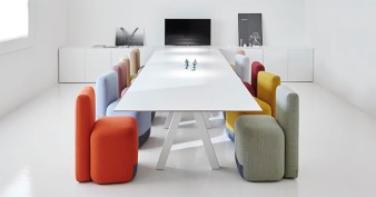 Lot de 2 Sièges SEASON Viccarbe sur roulettes